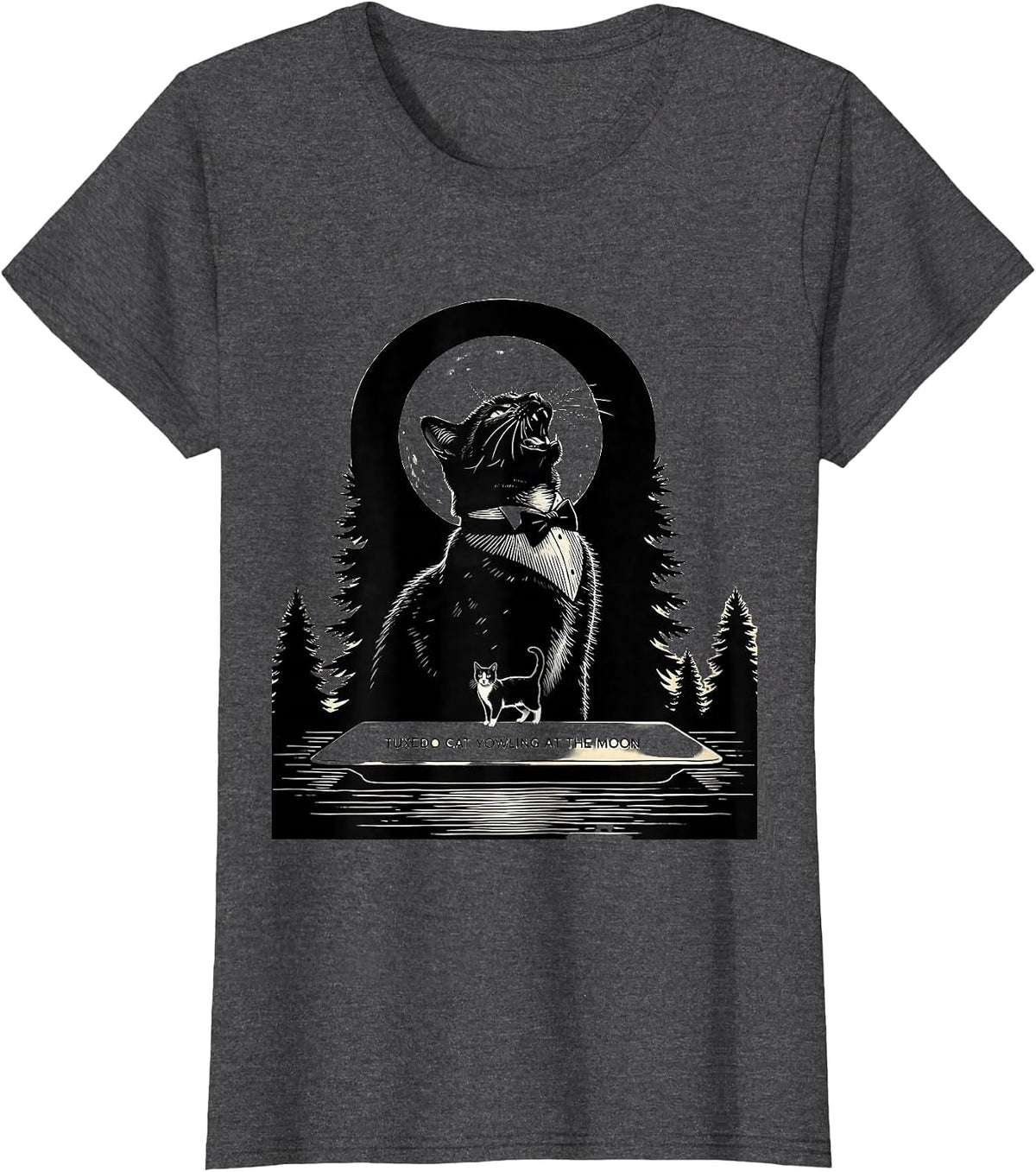 Women's Tuxedo Cat Yowling at the Moon 90's Retro Nature Art T-Shirt - Dark Heather Grey
