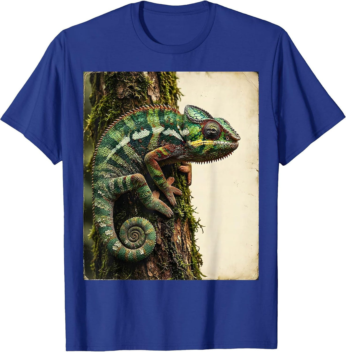 Men's Chameleon Camo Mossy Tree Bark Illustration T-Shirt - Royal Blue