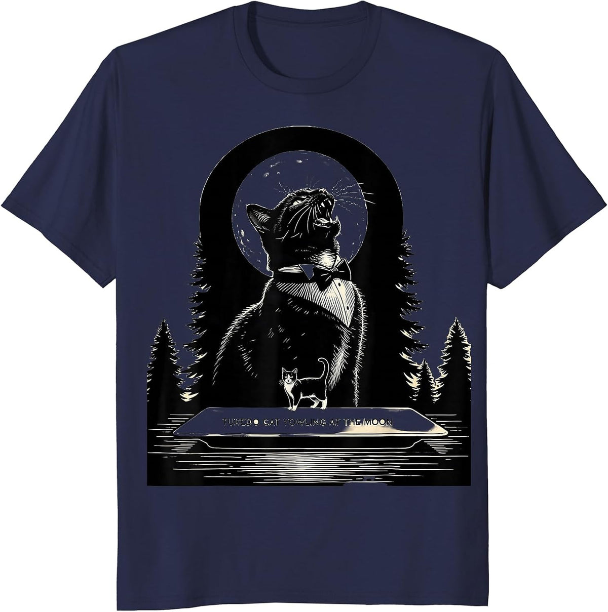 Men's Tuxedo Cat Yowling at the Moon 90's Retro Nature Art T-Shirt - Navy Blue