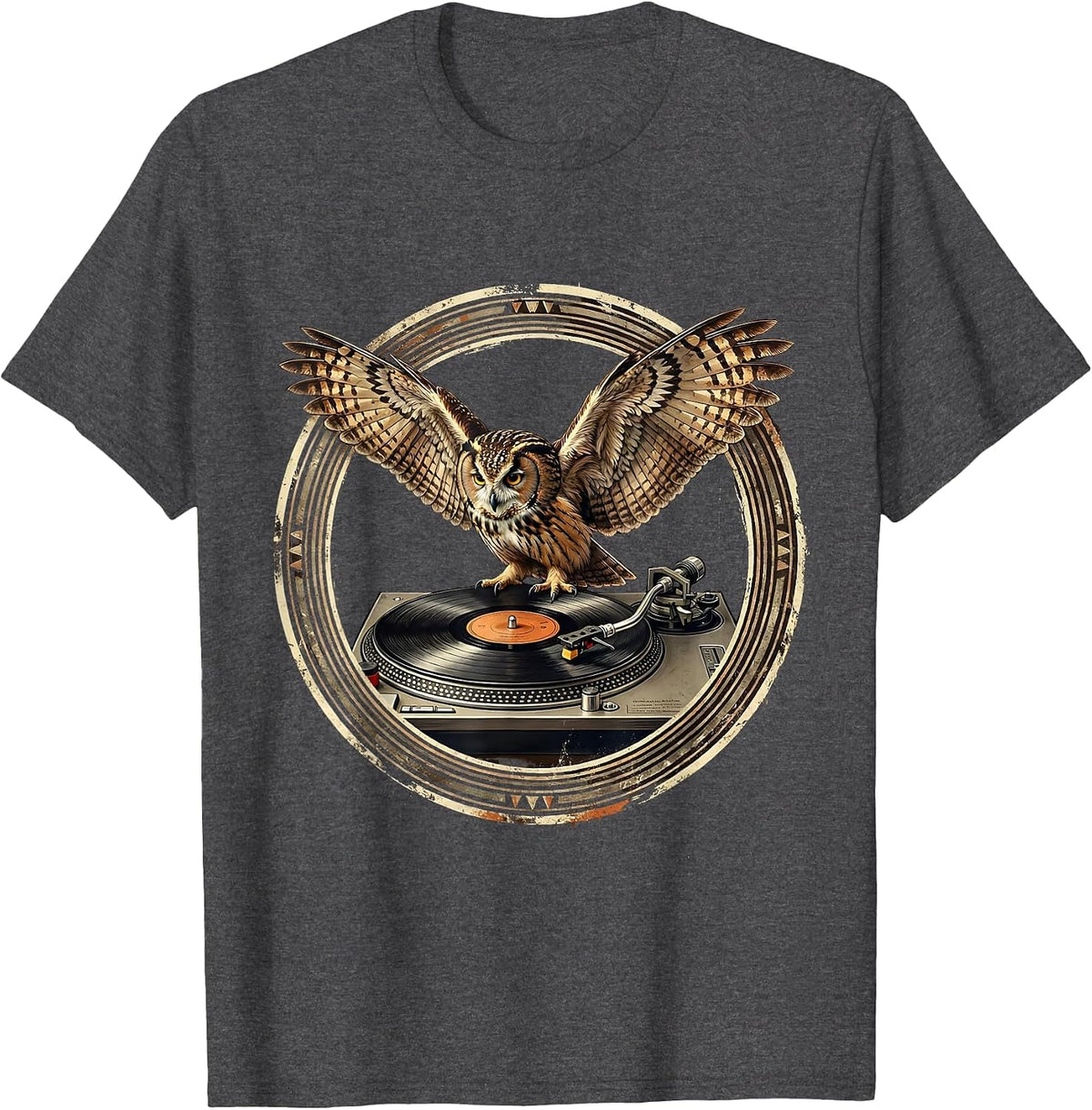 Men's Hip Hop Owl DJ Vintage Turntable Illustration T-Shirt - Dark Heather Grey