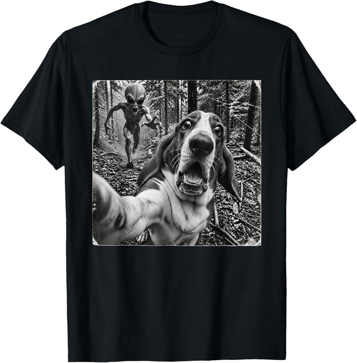Basset Hound Selfie Running from Alien Funny Forest T-Shirt - Black